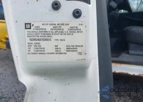 2001 Chevrolet Silverado 2500Hd z USA, uszkodzony, nr VIN 1GCHK24U01E249313